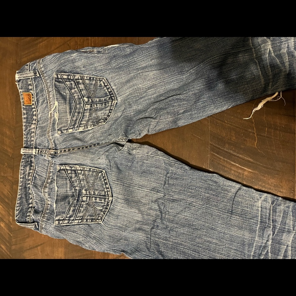 Jeans - Picture 2 of 3